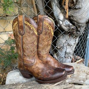 ♥️Tony Lama Brown Western Cowgirl Boots Embroidered Design Youth size 6B used
